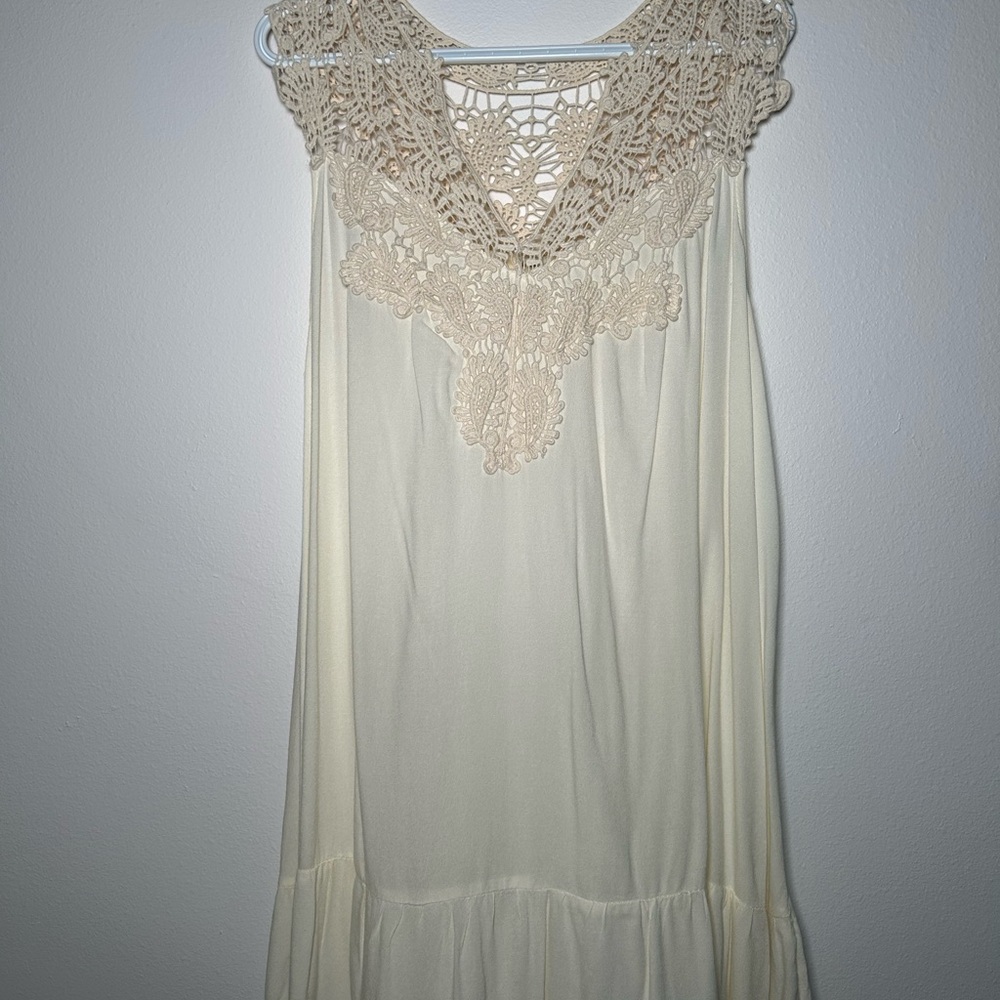 Umgee Cream Lace V-Neck Dress